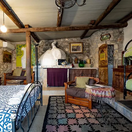 Masseria Usamborgia Country house *
