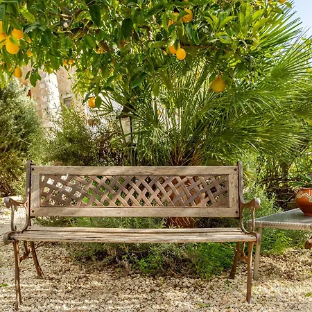 Country house Masseria Usamborgia *