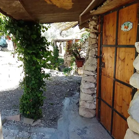 Masseria Usamborgia نوتو